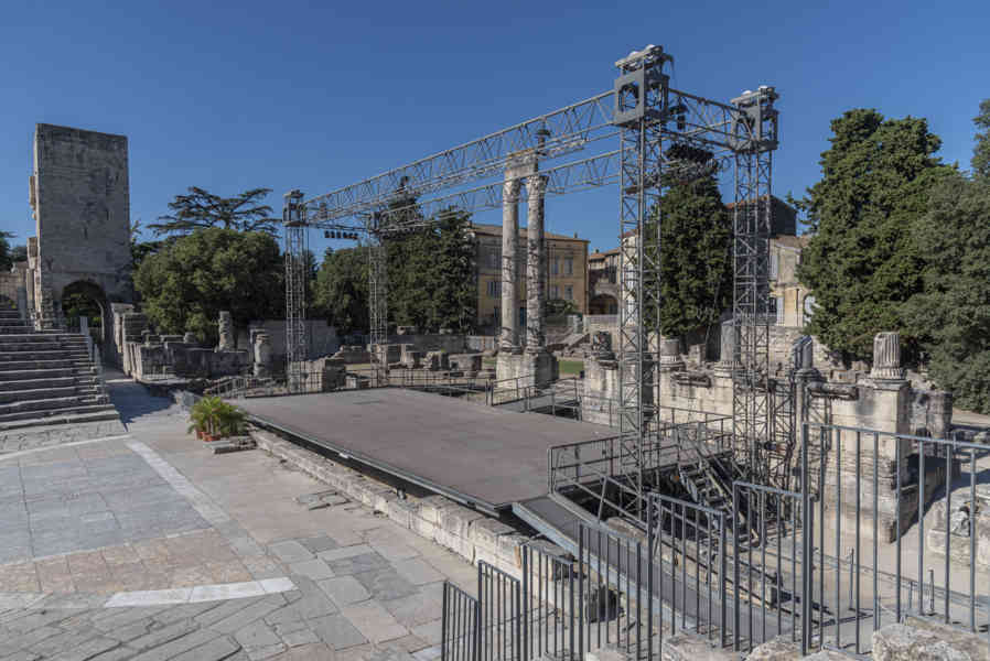Francia - Arles 043 - Teatro Antiguo.jpg